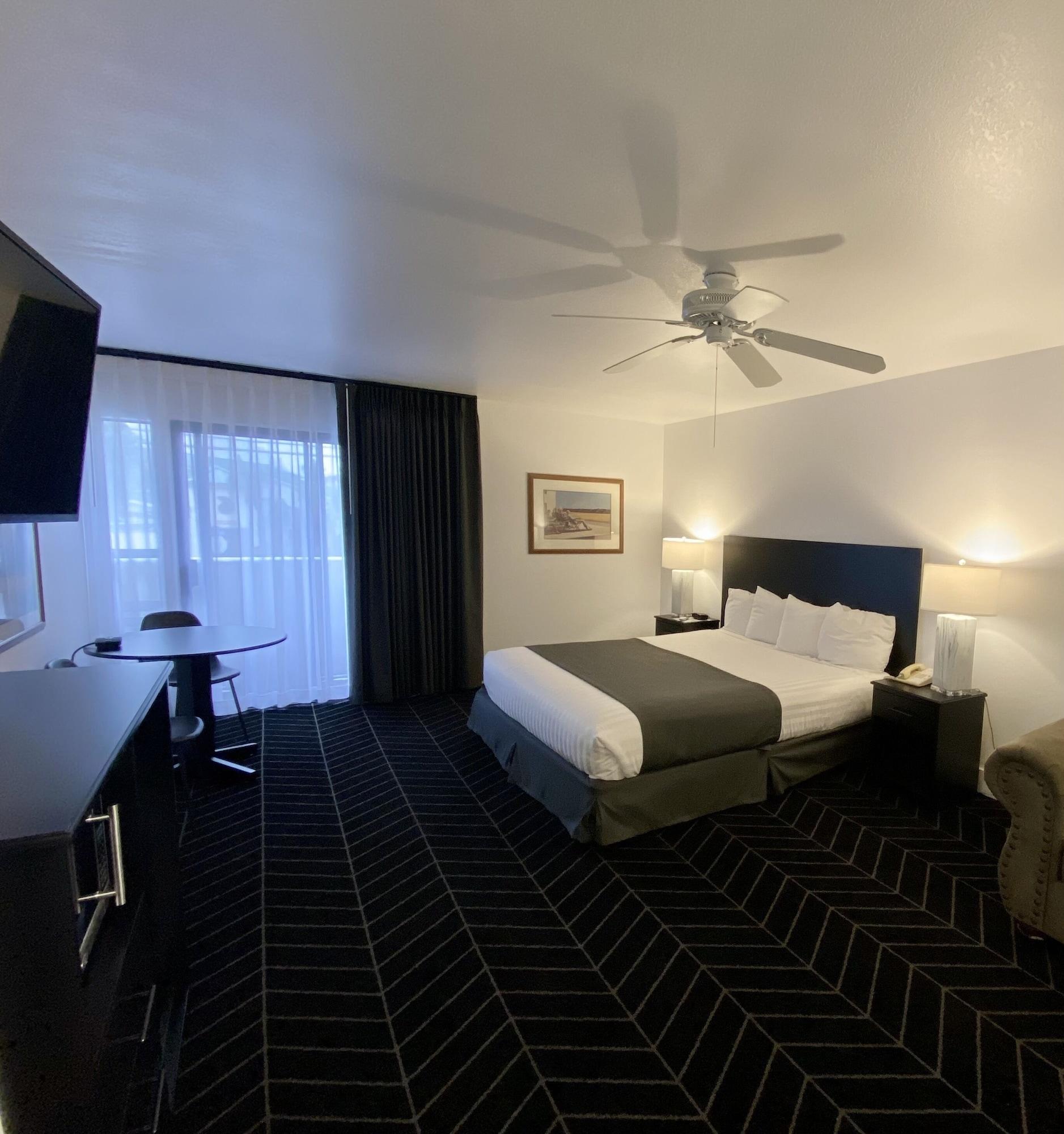 Masterpiece Motel 3*